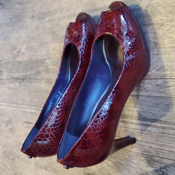 Stuart Weitzman Logo Plainfield Vino Crystal Snake Peep Toe Platform - Picture 3 of 10